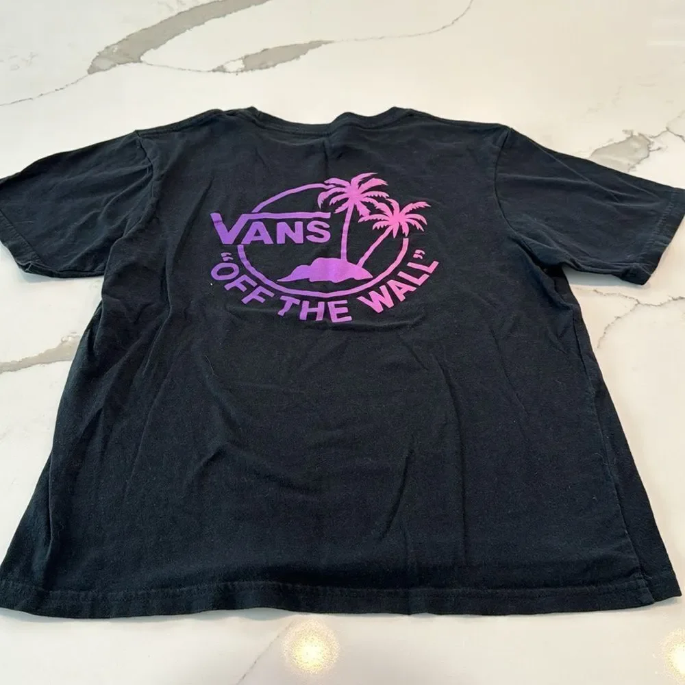 Vans Classic Fit Boys Large 12-14 Shirt. Super soft. Vans off the wall